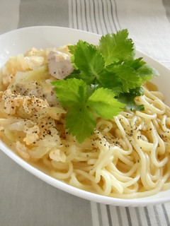サッポロ一番で野菜たっぷり親子ちゃんぽん-レシピのメイン写真
