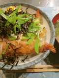 エビフライの卵とじは、鎌倉丼