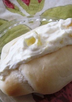 パンにサンド☆マンゴー缶クリーム-レシピのメイン写真