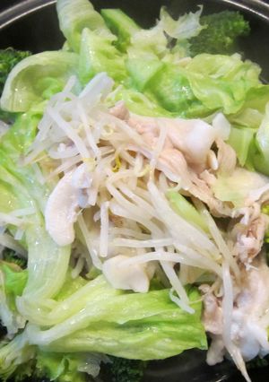 タジン鍋で♪豚バラとお野菜たっぷり蒸し-レシピのメイン写真