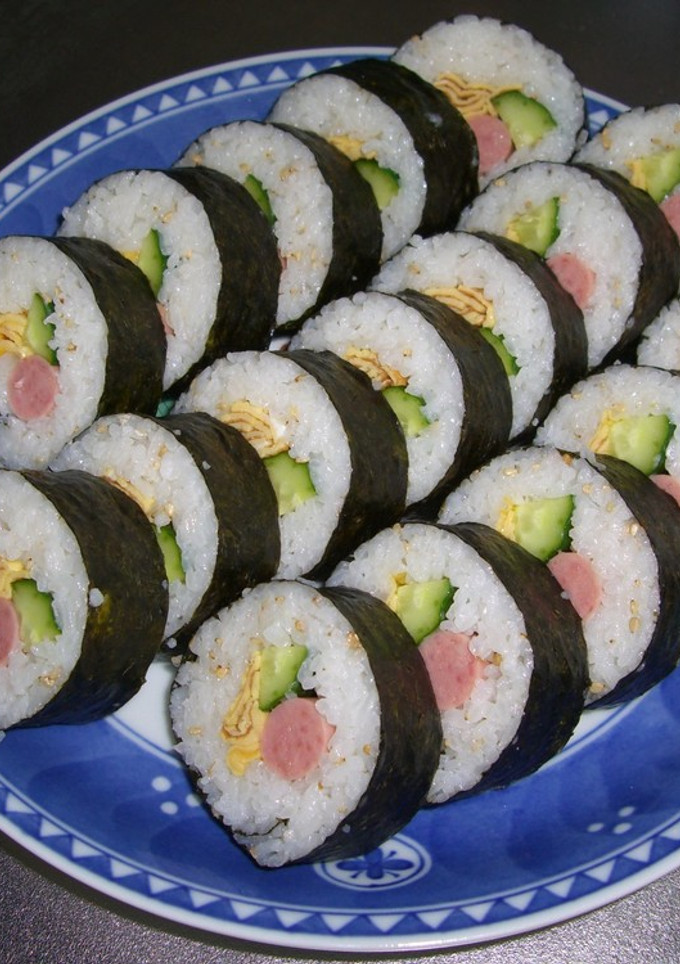 行楽弁当にも！酢飯を使わない簡単巻き寿司-レシピのメイン写真