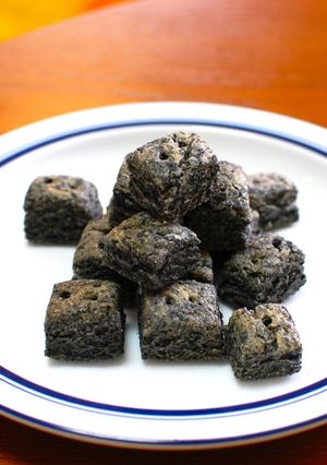 黒ごまキューブクッキー-レシピのメイン写真