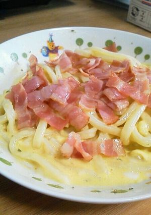 早安♪冷凍うどん簡単すぎるカルボナーラ-レシピのメイン写真