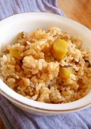 シンプル味付け☺さつまいもの炊き込みご飯-レシピのメイン写真