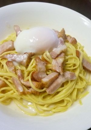 カルボナーラ　温泉タマゴのせ-レシピのメイン写真
