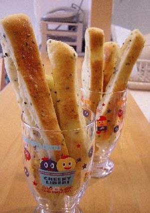 ふんわり☆ごまごまチーズスティックぱん-レシピのメイン写真