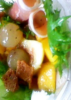 ☆柿と巨峰と無花果のイタリアンサラダ☆-レシピのメイン写真