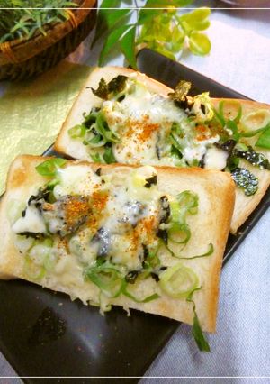 大人味＊ウェイパーと葱のトースト-レシピのメイン写真