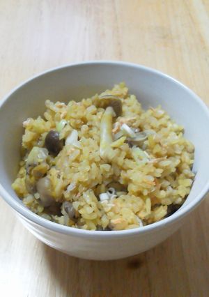 秋鮭ときのこの炊き込みカレーピラフ-レシピのメイン写真