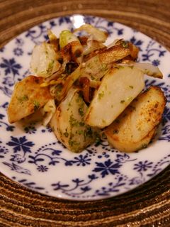 里芋と長ねぎの青のりバター炒め-レシピのメイン写真