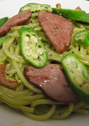 オクラとカモ肉のジェノベーゼパスタ-レシピのメイン写真