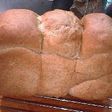 知ってる??もち麦のミルク食パン