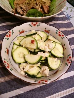 ズッキーニと崩し豆腐の梅昆布茶和え-レシピのメイン写真