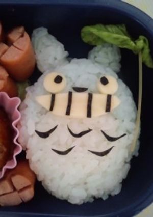 トトロ弁☆ｷｬﾗ弁-レシピのメイン写真
