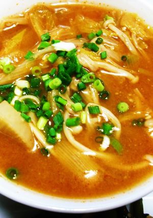 キムチ鍋の素で味噌キムチスープ-レシピのメイン写真