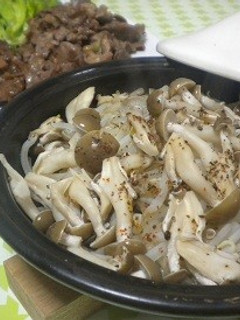 もやしとしめじのタジン蒸し-レシピのメイン写真