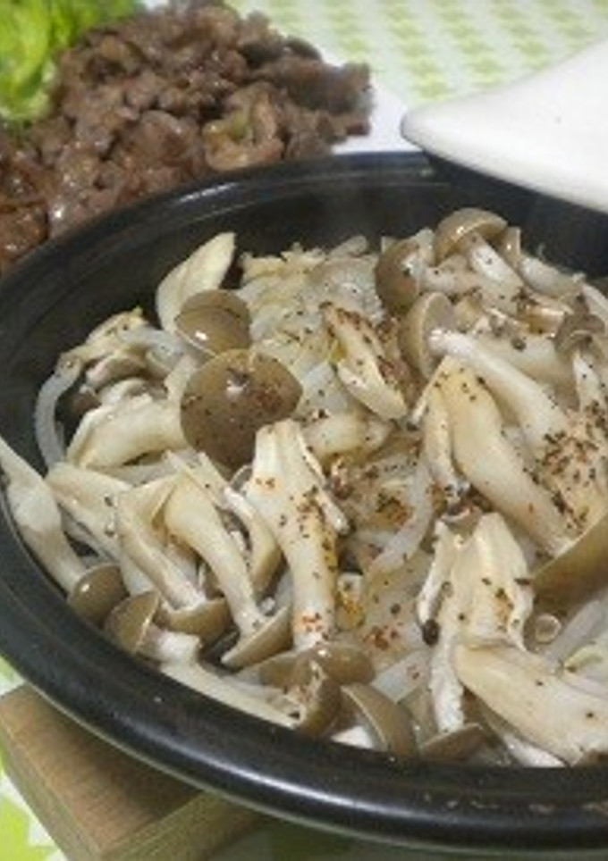もやしとしめじのタジン蒸し-レシピのメイン写真