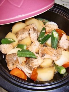タジン鍋で鮭とかぶの洋風煮-レシピのメイン写真