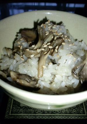 混ぜるだけ☆簡単舞茸ごはん-レシピのメイン写真