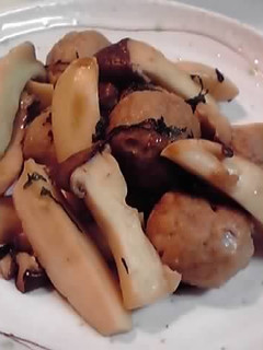 簡単☆エリンギと鶏団子の旨味ぽん酢炒め♪-レシピのメイン写真