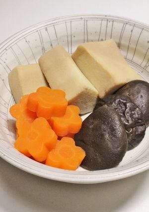 おせちに！高野豆腐にんじん干し椎茸の煮物-レシピのメイン写真