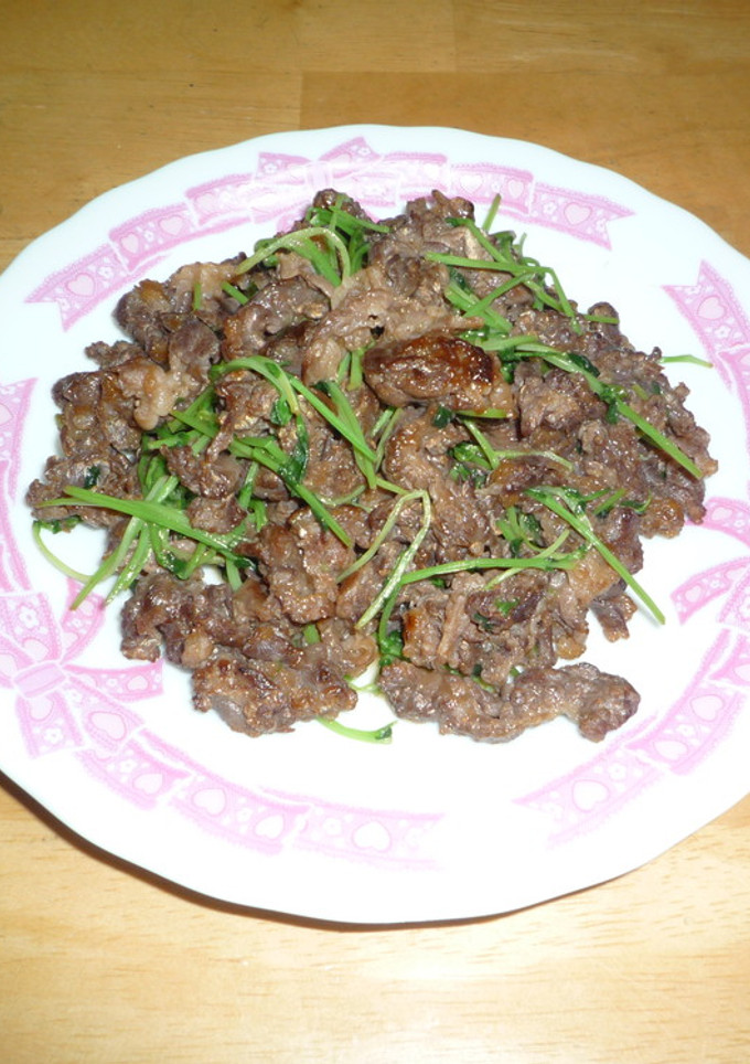 とうみょうと牛肉の細切り炒め-レシピのメイン写真
