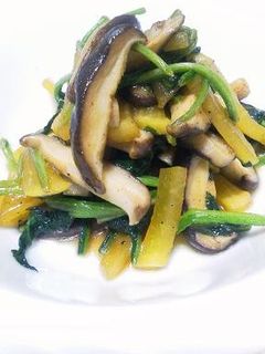 椎茸とたくわんとホウレン草のシンプル炒め-レシピのメイン写真
