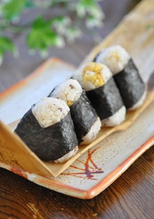 卵ウインナーのおにぎり♪天むす風☆-レシピのメイン写真