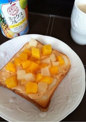 たっぷりフルーツのピーナッツトースト-レシピのメイン写真