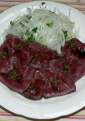 ちょっとイタリアンな牛もも肉のタタキ-レシピのメイン写真