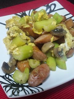 セロリとソーセージのあっさり炒め-レシピのメイン写真