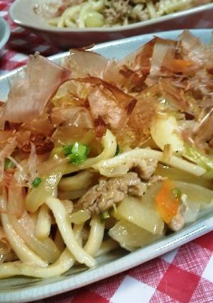 我が家の焼きうどん～白だしで　簡単です～-レシピのメイン写真