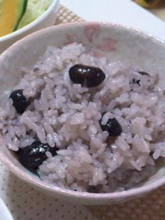 浸して炊くだけ*簡単*黒豆ごはん-レシピのメイン写真