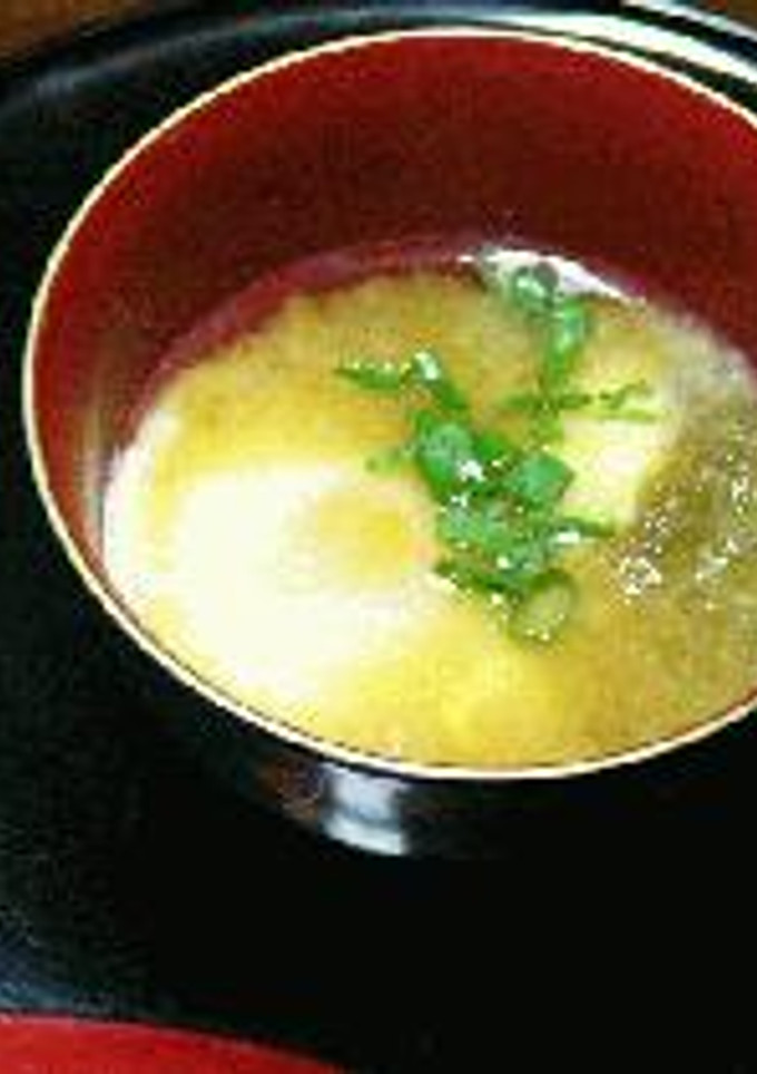 とろろこんぶとおとしたまご味噌汁-レシピのメイン写真