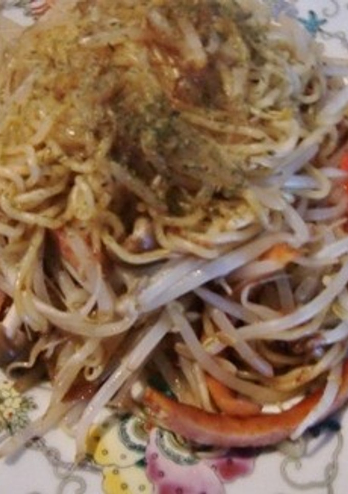 もやしとシメジとおかかの焼きそばで～す-レシピのメイン写真