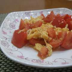 รูปของ トマトと玉子の炒め物