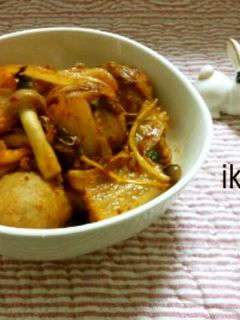 鶏団子でキムチ炒め♪-レシピのメイン写真