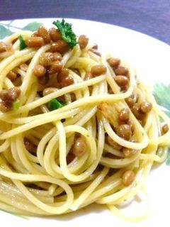 和風じゃない! バジル納豆パスタっ♪-レシピのメイン写真