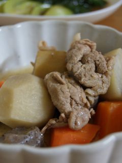 ストウブ鍋で☆里芋と豚肉の煮物-レシピのメイン写真