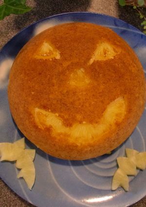 炊飯器でハロウィンにフルーツパンケーキ-レシピのメイン写真