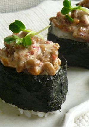 梅と納豆のおにぎり-レシピのメイン写真