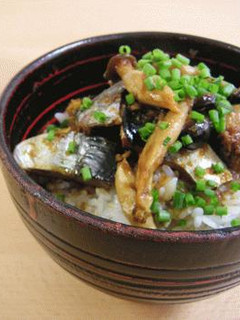美味しいにおいにウットリ!鰹のにんにく焼どんぶり-レシピのメイン写真