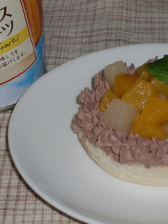ミックスフルーツ缶でチョコケーキ風パン♪-レシピのメイン写真