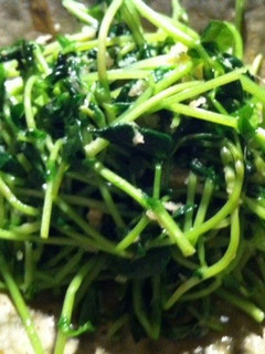 豆苗のしょうが炒め-レシピのメイン写真