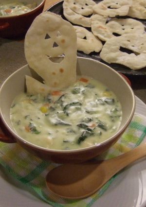 切って抜くだけ！ギョーザの皮でハロウィン-レシピのメイン写真