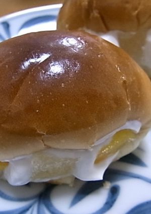 国分さんの缶詰でフルーツサンドパン☆-レシピのメイン写真
