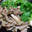 しめじと豚肉のオイスター炒め*水菜添え