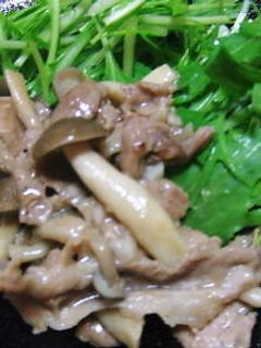 しめじと豚肉のオイスター炒め*水菜添え-レシピのメイン写真