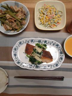 フライでないソテーでもない秋鮭のムニエル-レシピのメイン写真