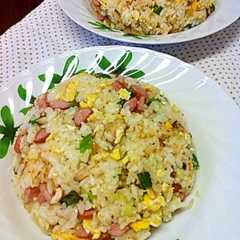 รูปของ ウインナー炒飯